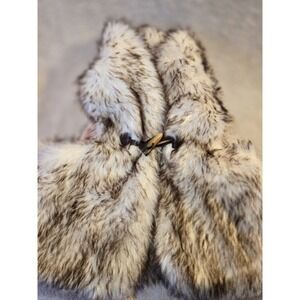 Max Studio Baby Girls Sz 24 months Faux Fur Vest Children Jacket Kids Clothing